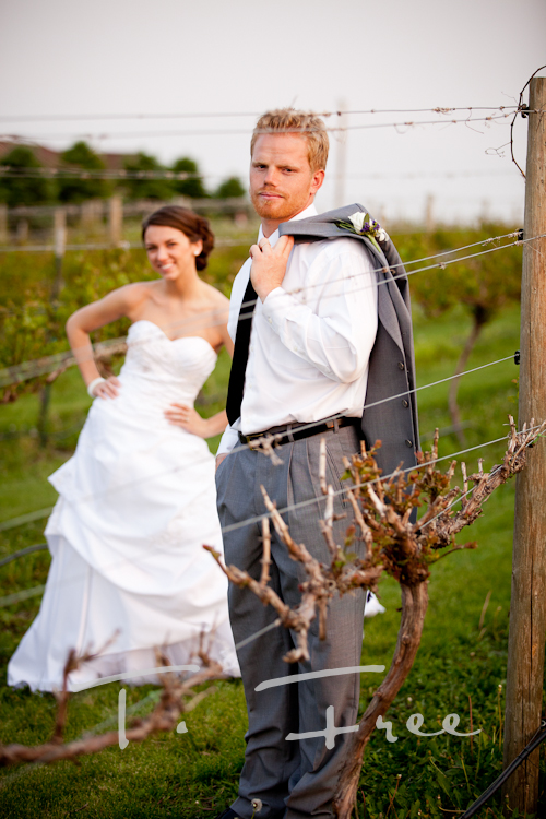 Classy outdoor vineyard wedding near Grand Island Nebrska